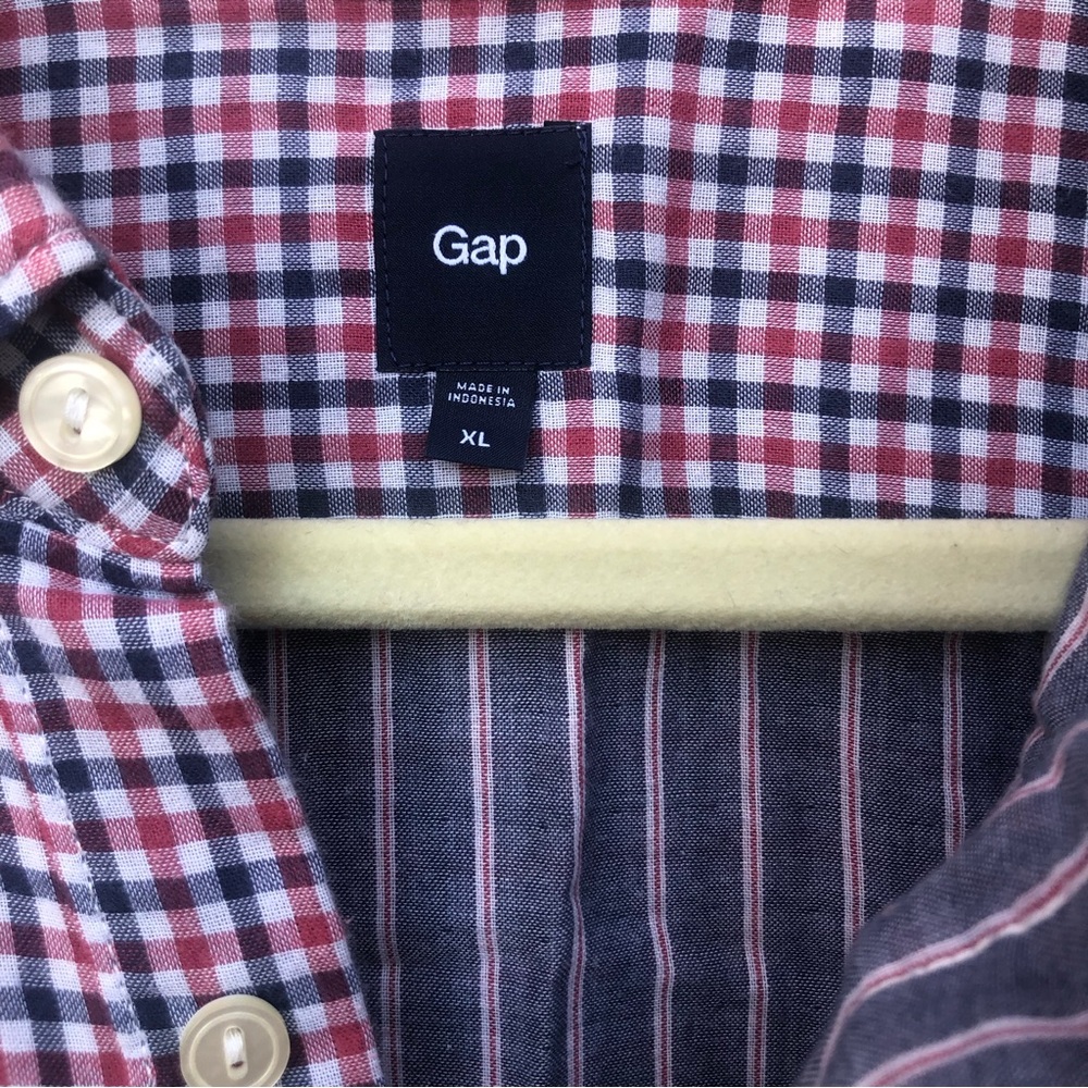 Gap Red and Blue Plaid Oxford Size XL - Picture 14 of 14